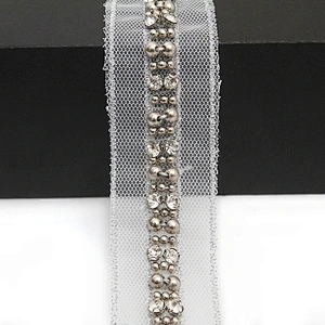 kavatar  wholesale new Handmade Bead lace Embroidered Tulle Trim wedding with Accessories Beads Rhinestones