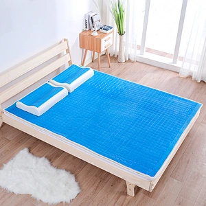 Cooling Anti Bacterial Healthy Gel Pad Cervical Gel Mattress Topper Stock