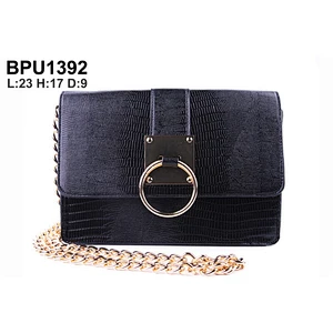 女包