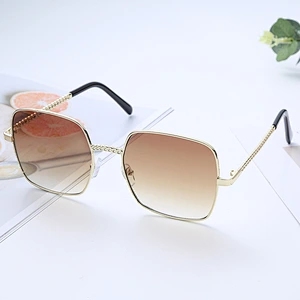 Anti-UV 2021 newest trendy blue light block metal square sunglasses women men eyewear shade sun glasses wholesale custom goggles