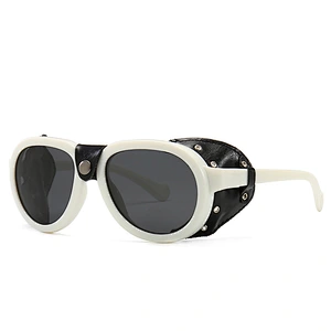 Cross-border hot style steampunk anti-snake leather polarized sunglasses men European and US street shoot round frame sunglasses