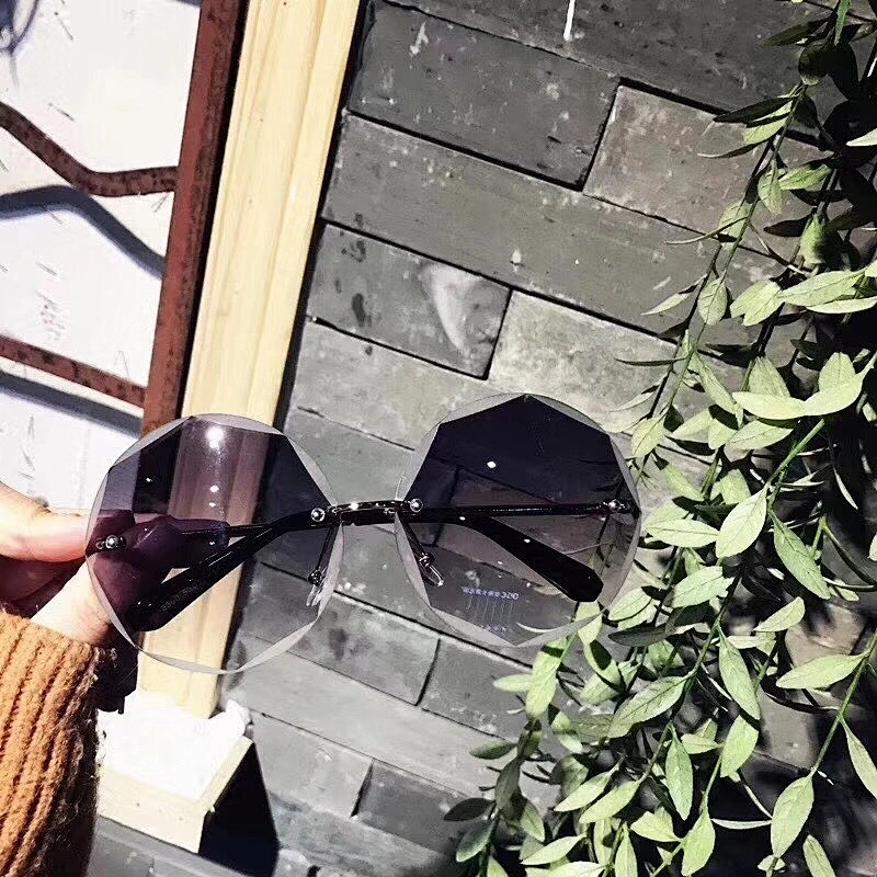 2021 newest fashion round rimless gradient sunglasses women men eyewear shade vintage sun glasses wholesale custom goggles
