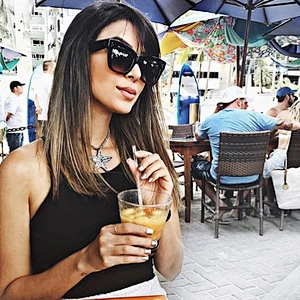 Anti UV 2021 newest fashion stud big eye frame sunglasses women men eyewear shade vintage sun glasses wholesale custom goggles