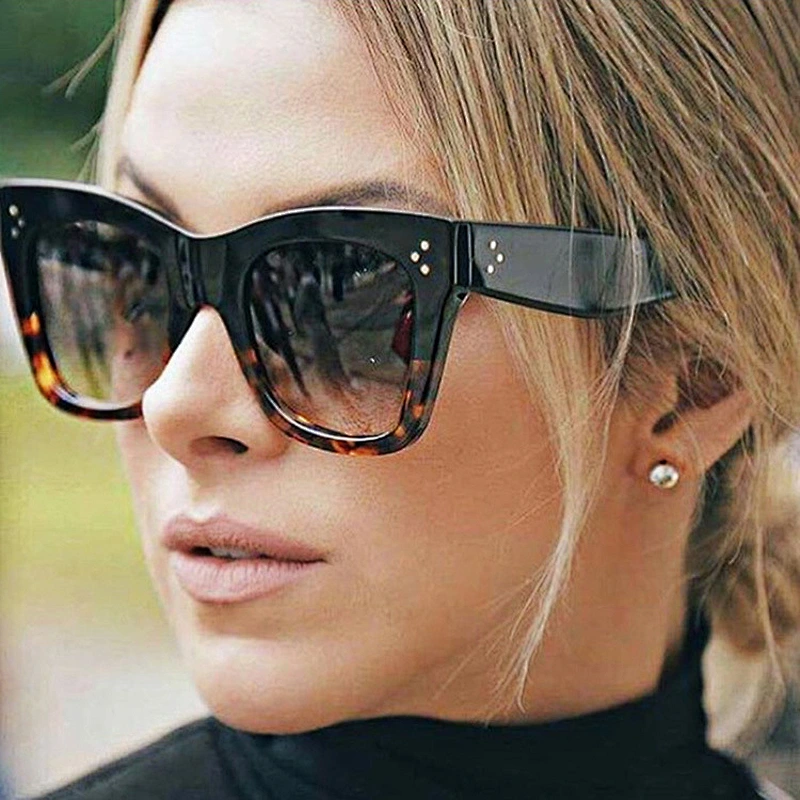 Anti UV 2021 newest fashion stud big eye frame sunglasses women men eyewear shade vintage sun glasses wholesale custom goggles