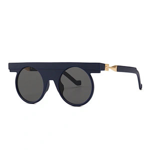 Fashionable sunglasses hot style concept round flat polarized sunglasses trend frosted custom sunglasses