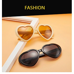 2021 newest fashion celebrity love heart shape sunglasses women men eyewear shade vintage sun glasses wholesale custom goggles
