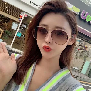 2021 newest fashion oval trendy celebrity sunglasses women men eyewear shade vintage sun glasses wholesale custom goggles