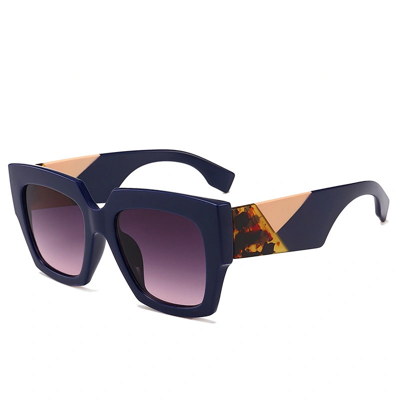 New style sunglasses European and American fashion three-color frame sunglasses square frame ladies sunglasses