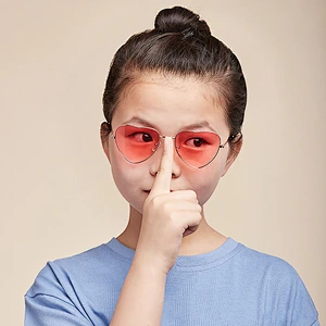 Anti UV newest cheap cute baby kids boy heart shape sunglasses girls 2021 manufacture for custom UV sun glasses