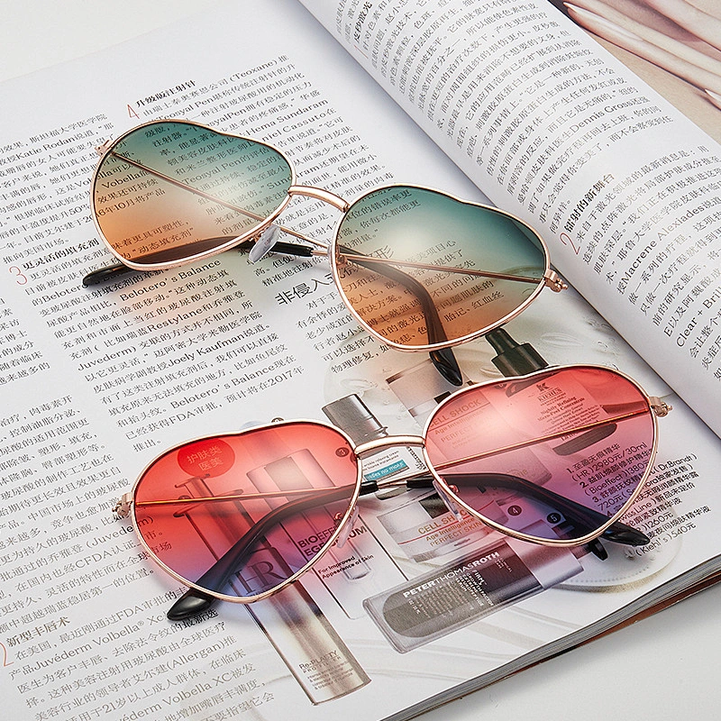 2021 newest fashion love heart shape metal sunglasses women men eyewear shade vintage sun glasses wholesale custom goggles