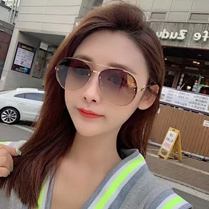 2021 newest fashion oval trendy celebrity sunglasses women men eyewear shade vintage sun glasses wholesale custom goggles