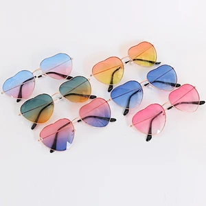 2021 newest fashion love heart shape metal sunglasses women men eyewear shade vintage sun glasses wholesale custom goggles