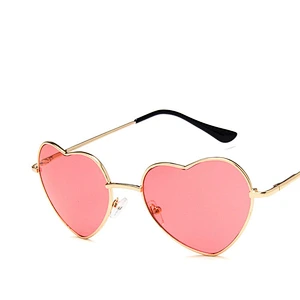 2021 newest fashion metal love heart shape retro sunglasses women men eyewear shade vintage sun glasses wholesale custom goggles