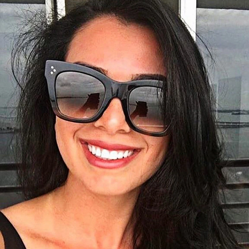 Anti UV 2021 newest fashion stud big eye frame sunglasses women men eyewear shade vintage sun glasses wholesale custom goggles