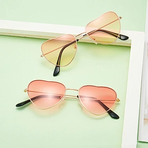 Anti UV newest cheap cute baby kids boy heart shape sunglasses girls 2021 manufacture for custom UV sun glasses