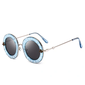 Foreign fashion round sunglasses newest letter bee oversized sunglasses female EU and US trend street style women sunglasses