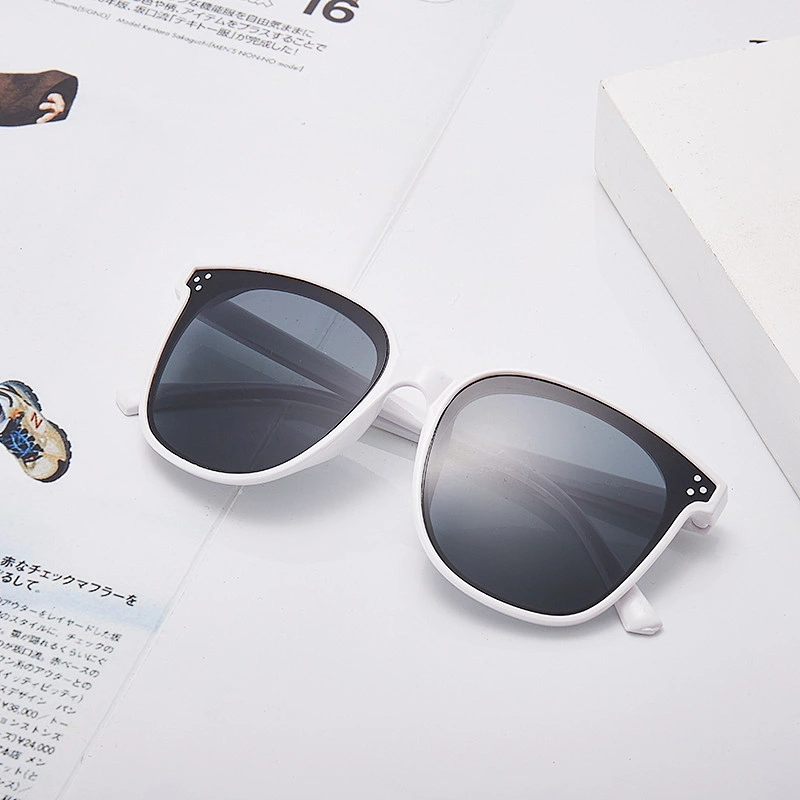 2021 newest fashion celebrity trendy sunglasses women men eyewear shade vintage sun glasses wholesale custom goggles
