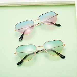 Anti UV newest cheap cute baby kids boy heart shape sunglasses girls 2021 manufacture for custom UV sun glasses