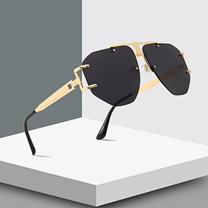 Cross-border hot style steampunk anti-snake leather sunglasses men European and US street shoot round frame sunglasses