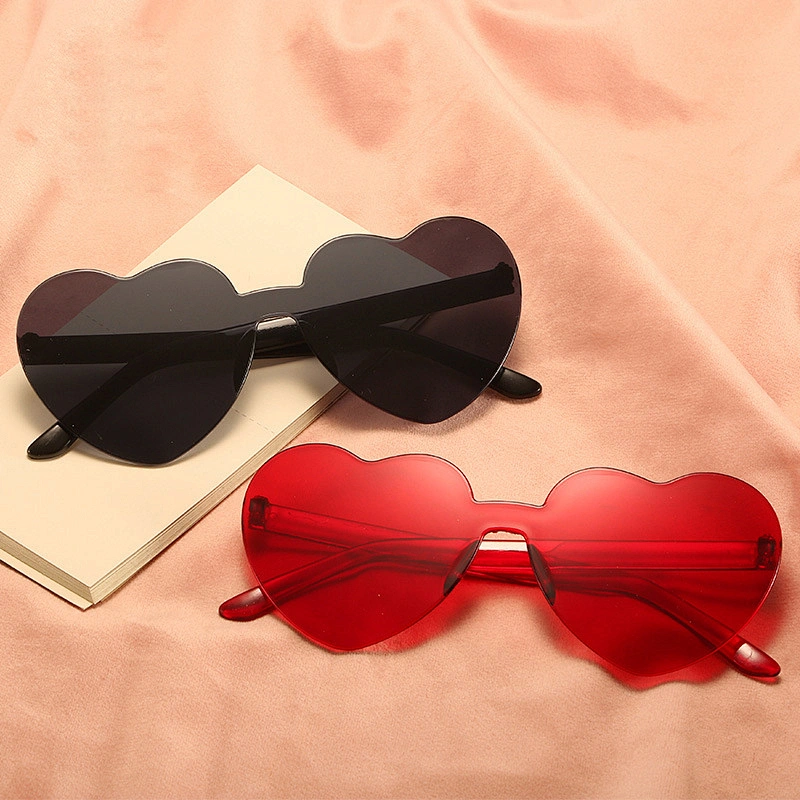 fashion love frame sunglasses women men newest shades color polarized sun glasses wholesale custom eyewear 2021 trendy goggles