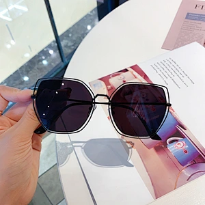 fashionable retro round sunglasses women men newest shades vintage sun glasses  wholesale custom eyewear 2021 trendy goggle