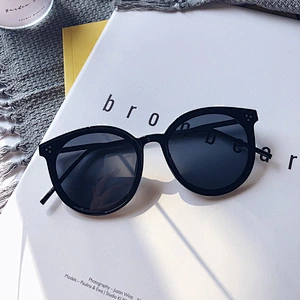 fashionable hot sale sunglasses women men newest shades oval frame  sun glasses wholesale custom eyewear 2021 trendy goggles