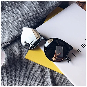 fashionable hot sale sunglasses women men newest shades oval frame  sun glasses wholesale custom eyewear 2021 trendy goggles