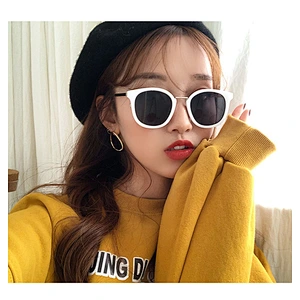 fashion metal small frame sunglasses women men newest shades retro sun glasses wholesale custom eyewear 2021 trendy goggle