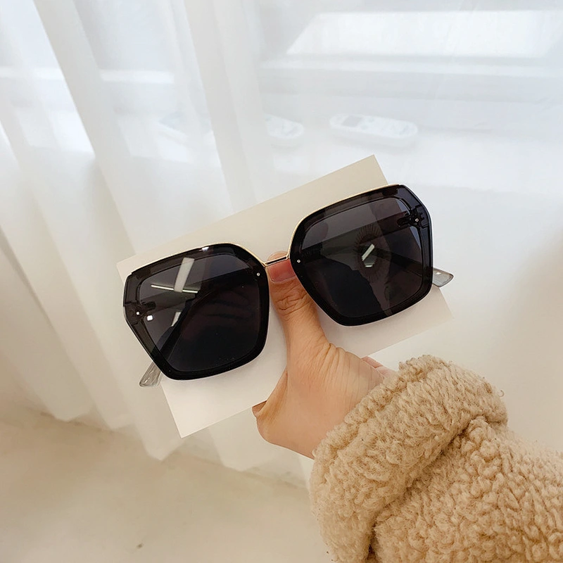 fashion rimless luxury sunglasses women men newest shades retro vintage sun glasses wholesale custom eyewear 2021 trendy goggles