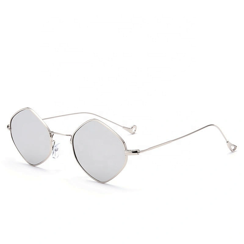 2017 Fashion Trend Retro Vrouwen Kleine Vierkante Zonnebril Metalen Frame Tint Lens Bril