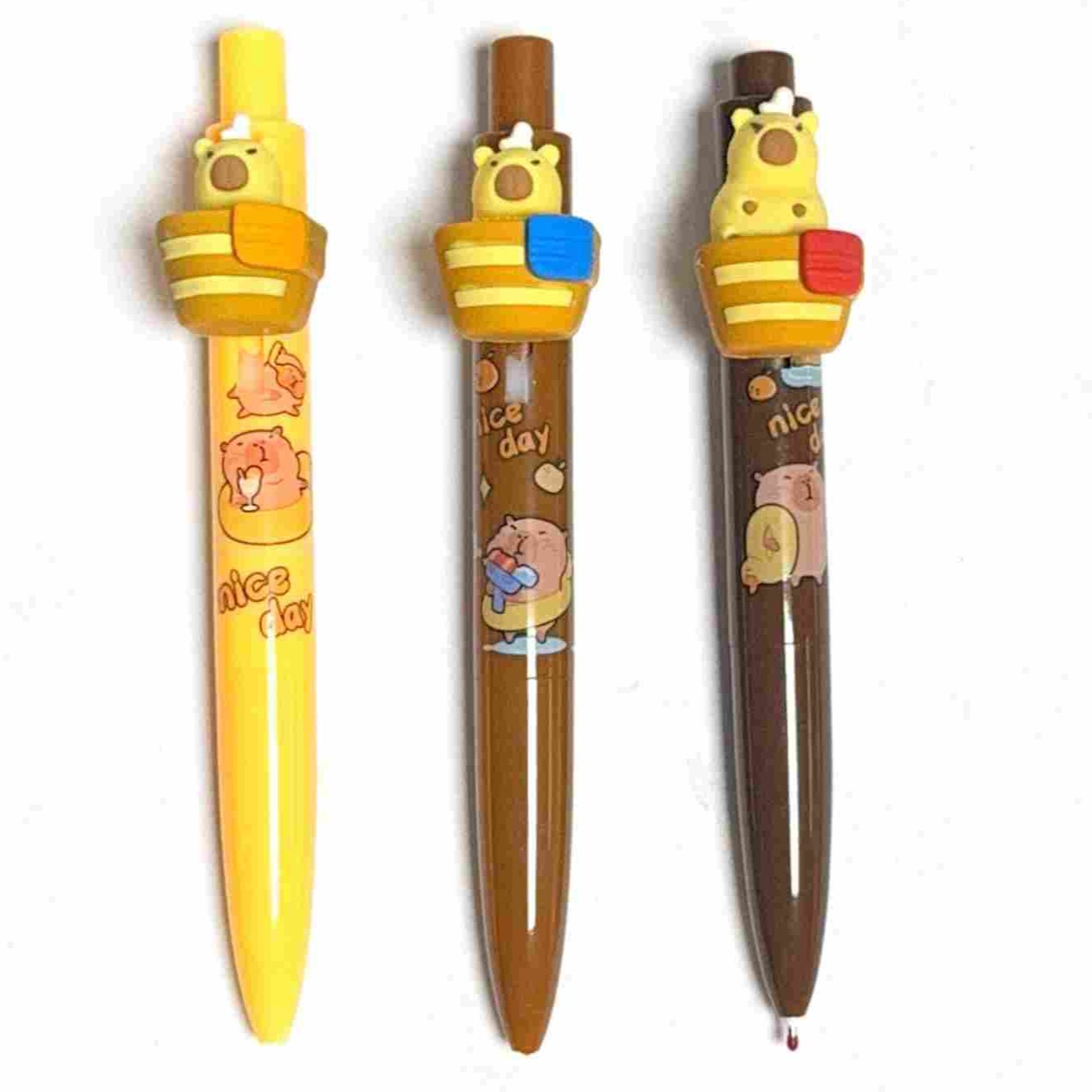 retractable capybara pen