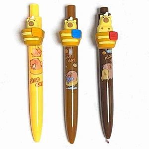 retractable capybara pen
