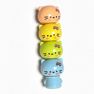 Connected hello Kitty‑shaped highlighter