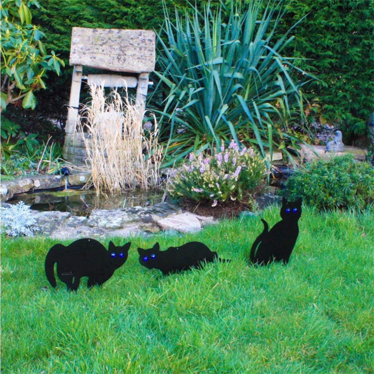 Black powder coated steel gardern decorative metal cats