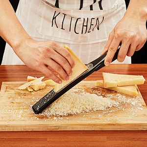 Multifunctional Kitchen Metal and Plastic Cheese Grater & Zester For Fruit