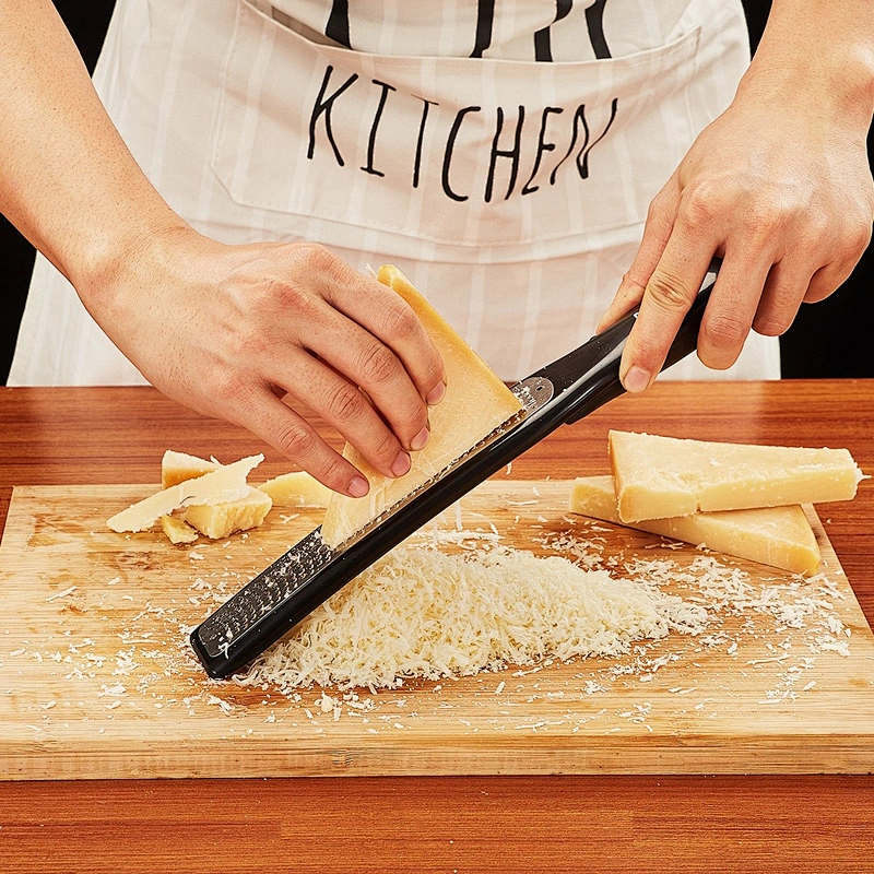 Multifunctional Kitchen Metal and Plastic Cheese Grater & Zester For Fruit