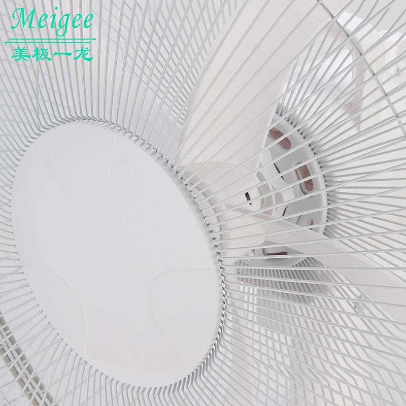 Solar mini fan with wireless USB power, multi-function rechargeable emergency fan