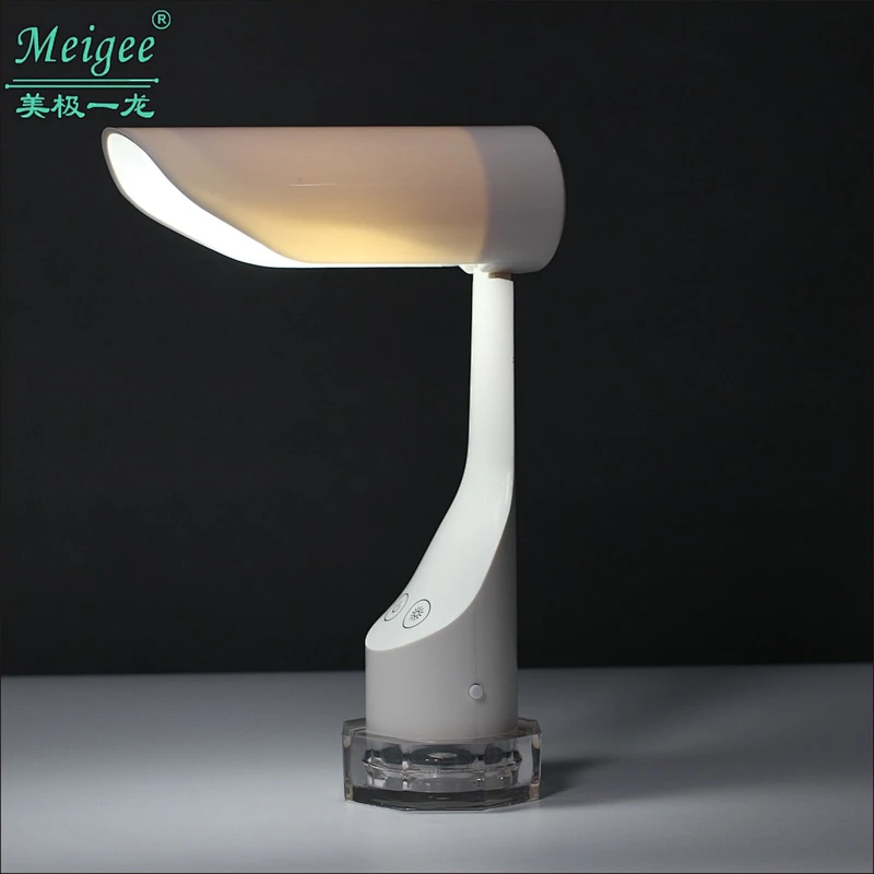 Intelligent folding led folding lamp, eye protection without flashing, dimming and color adjustment led desk lamp usb