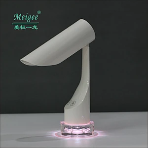 Intelligent folding led folding lamp, eye protection without flashing, dimming and color adjustment led desk lamp usb