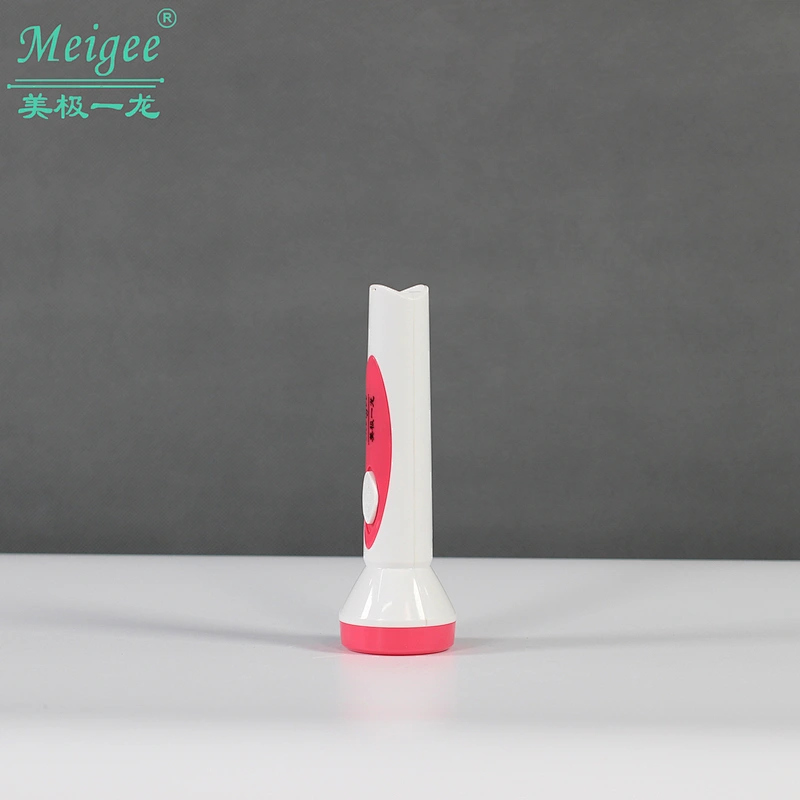 Rechargeable LED flashlight