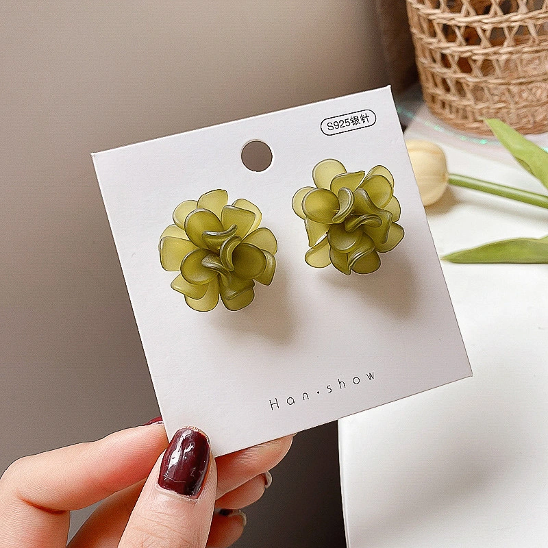 925 Silver Needle pure and fresh Daisy Earrings female 2020 summer new holiday style green series popular earrings
