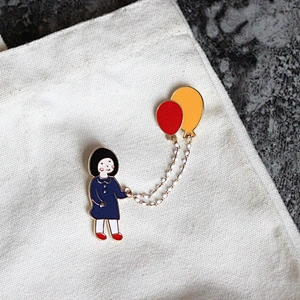 Wholesale Custom Soft Enamel Lapel Pin on Shirt Collar or on Vest