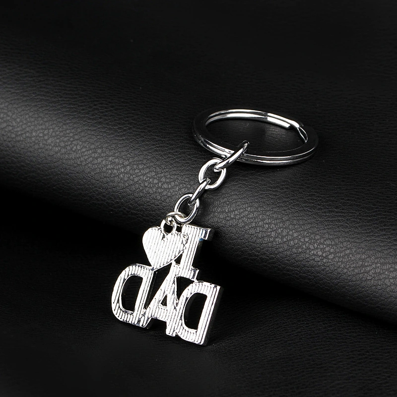 Factory Wholesale Family Key Chain I LOVE DAD MOM MAMA PAPA Heart Enamel Keychain