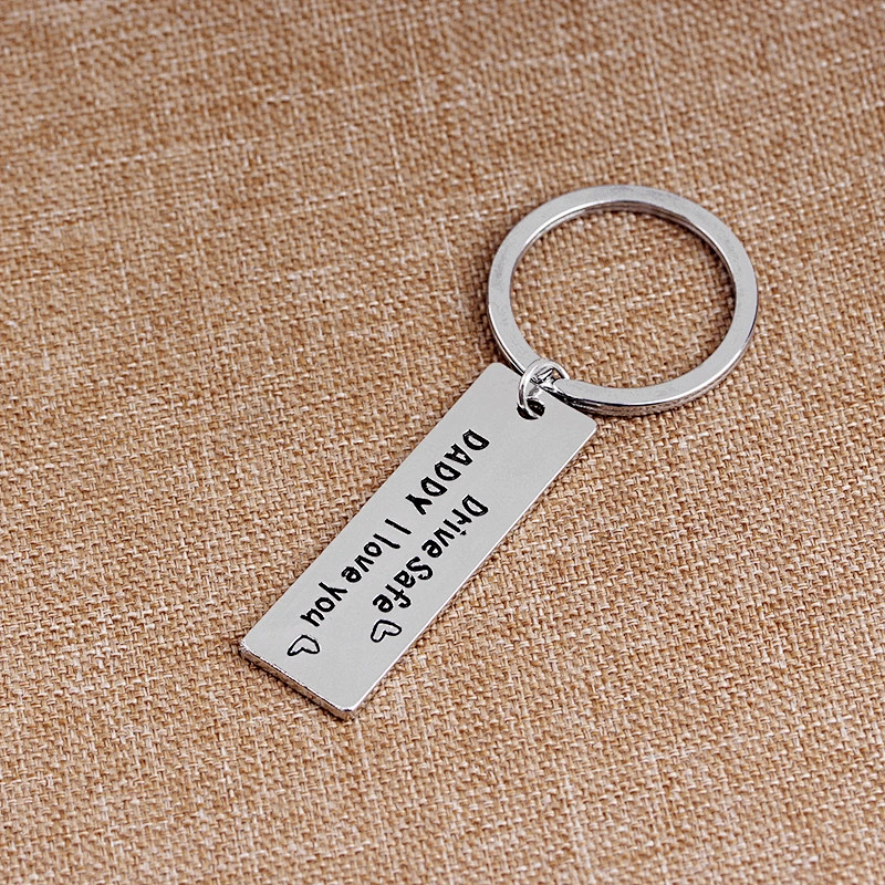 Making Custom Personalized Gift Father's Day DAD Metal Keychain