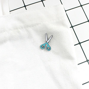 Custom Cute Enamel Llue and White Scissors Lapel Pin Brooch