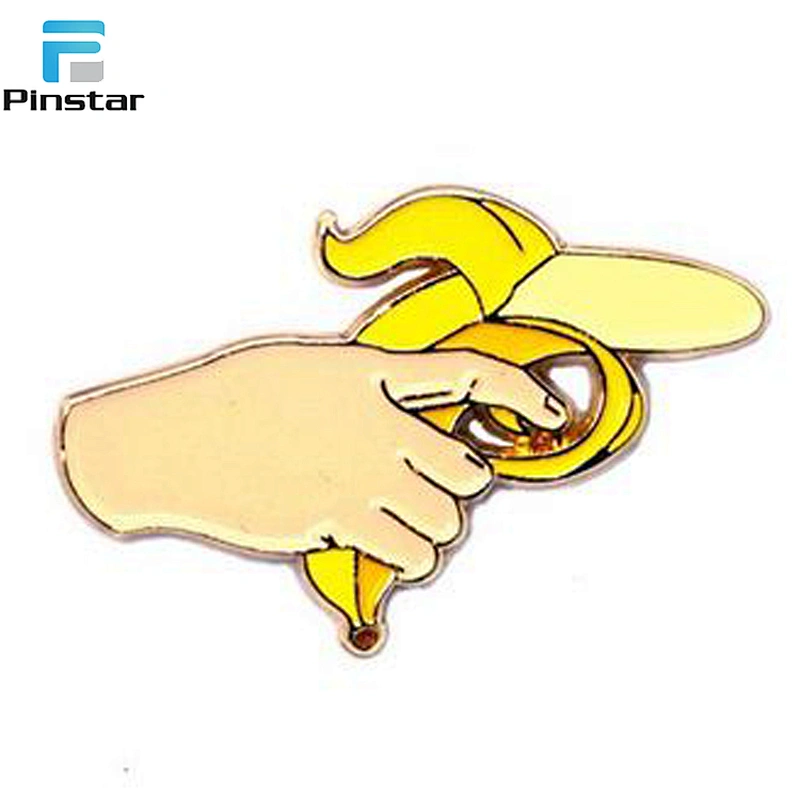 Wholesale custom antique metal gun shaped lapel pins souvenir badge maker