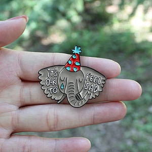 zinc alloy elephant custom metal soft enamel pins