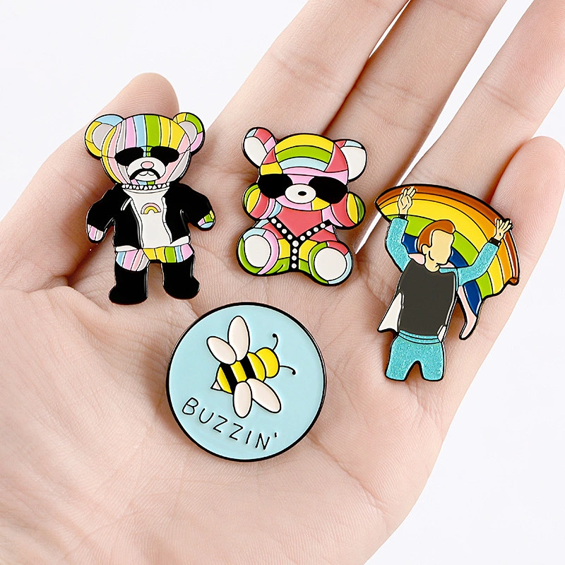 Factory Wholesale In Stock LGBT Pride Embrace Rainbow Heart Enamel Lapel Pin