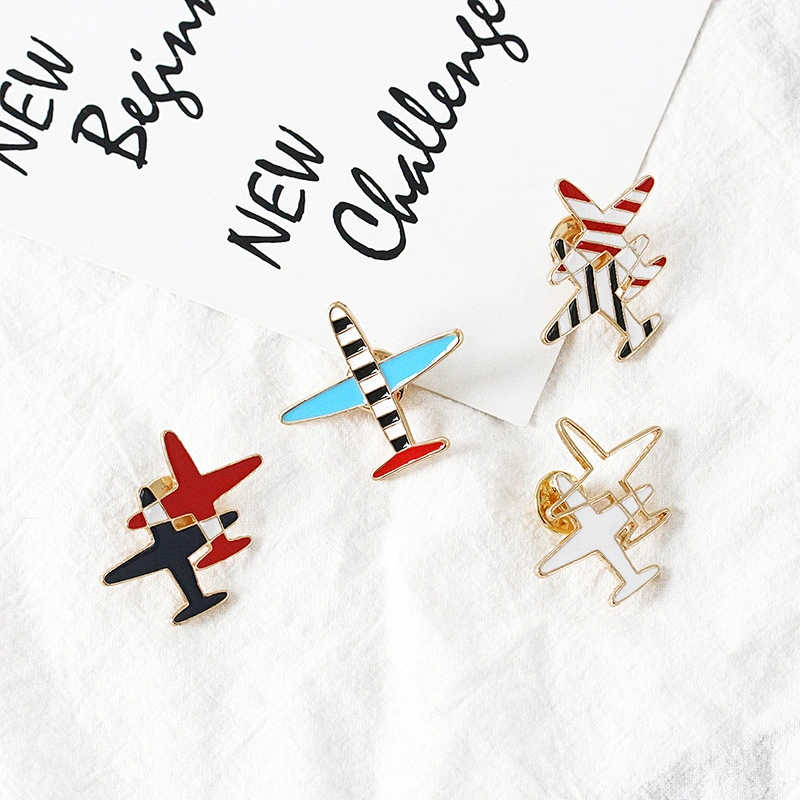 Wholesale custom metal soft/hard enamel airplane lapel pin badge with butterfly clutch