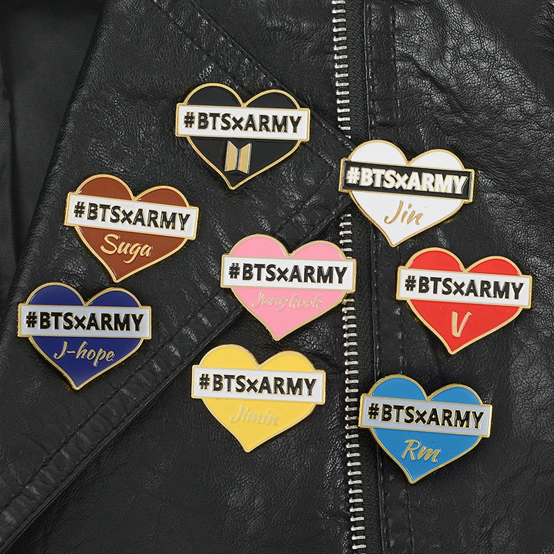 Custom Cute Lapel Pin KPOP Korean Idol Team Logo Enamel Metal Badge with Who Stick Lights Shape